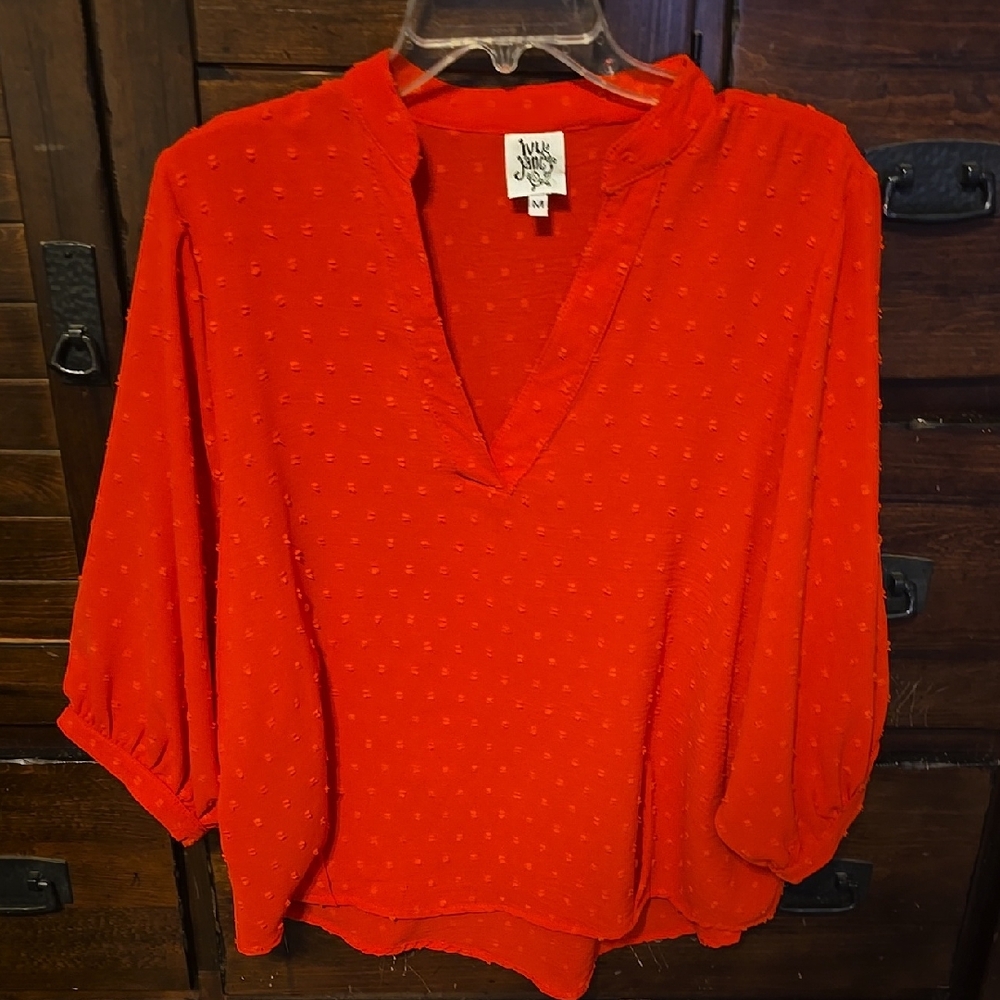 IVU JANE  Women's Red/Orange Textured Top. MEDIUM